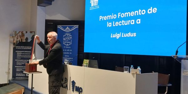 La entrega de este galardón ha tenido lugar en la Fundación Valentín de Madariaga y Oya (Sevilla)