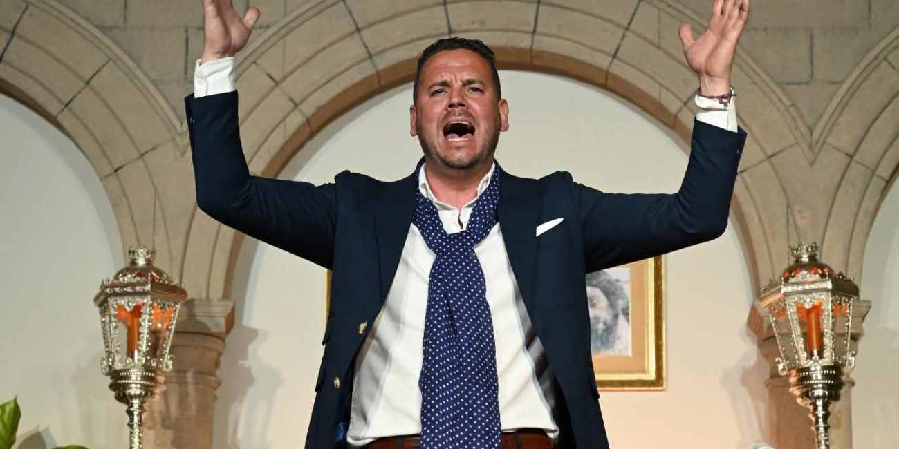 Imagen de José Cuevas Domínguez durante su actuación