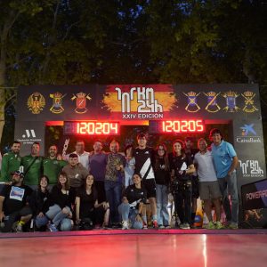 Parte del equipo, en la retransmisión de la XXIV edición de la prueba, en 2024.