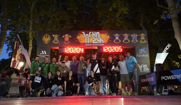 Parte del equipo, en la retransmisión de la XXIV edición de la prueba, en 2024.