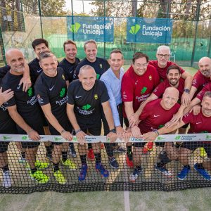 Manuel Dorado, junto a miembros de Twenty Pádel | Fundación Unicaja