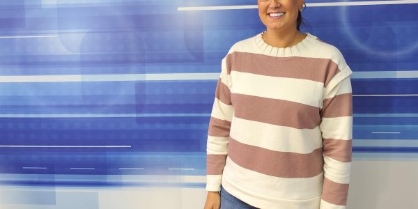 Isa Cuartero en los estudios de CharryTV.