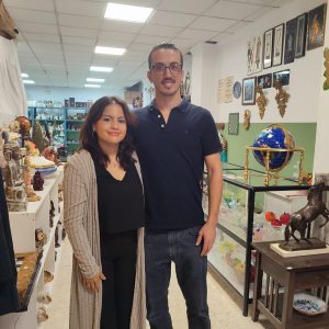 La joven pareja inició una nueva etapa en nuestra ciudad hace unas semanas.