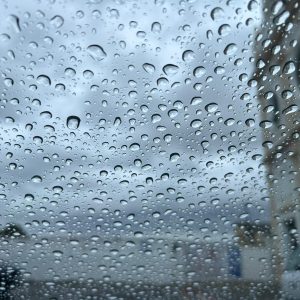 Las fuertes lluvias y vientos por la borrasca Claudia continuarán hasta el martes | Nacho Garrido