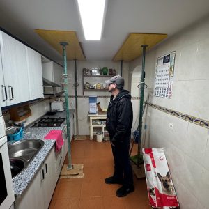 Imagen de la cocina de una de las viviendas afectadas.