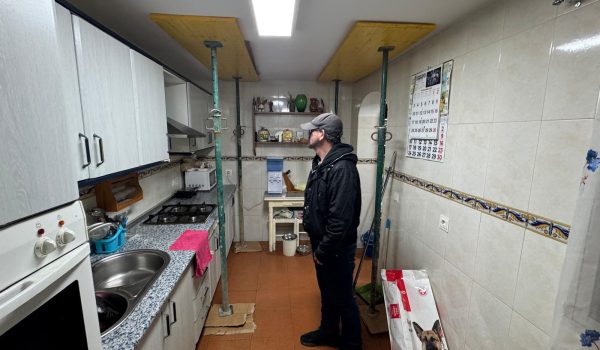 Imagen de la cocina de una de las viviendas afectadas.