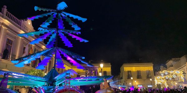 La plaza de España ha acogido el acto del encendido