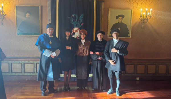 Martínez es de las pocas mujeres de nuestra ciudad que han obtenido tal distinción.