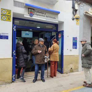 Los compradores apuran para conseguir algún décimo antes del Sorteo