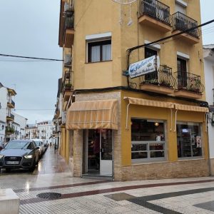 Siempre ha estado en esta esquina de Carrera Espinel, en el número 111.