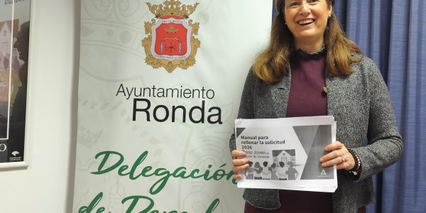 La delegada de Vivienda, Cristina Durán, en rueda de prensa