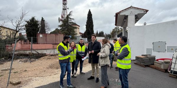 Los delegados de Obras y Tráfico, Concha Muñoz y Jorge Fernández, respectivamente, han visitado la zona