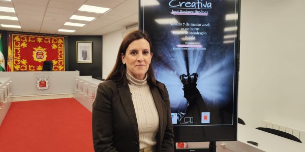 Rebeca Muñoz en rueda de prensa