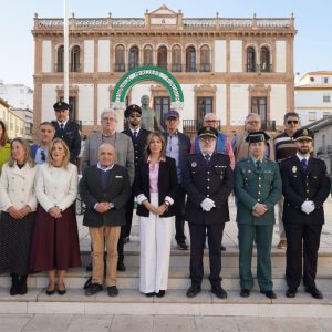 Foto de familia frente al Círculo de Artistas