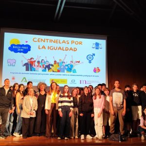 Foto de familia en la clausura del programa
