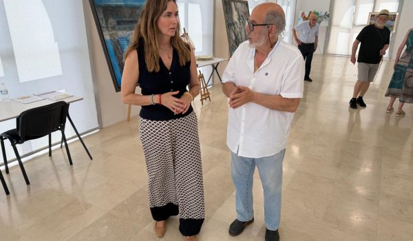 La delegada de Asuntos Sociales, Cristina Durán, ha visitado la muestra