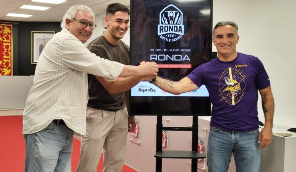 La presentación del evento ha tenido lugar en el salón municipal de plenos