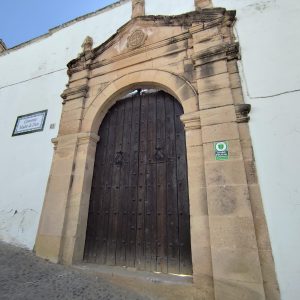 Imagen de la fachada del Convento Madre de Dios