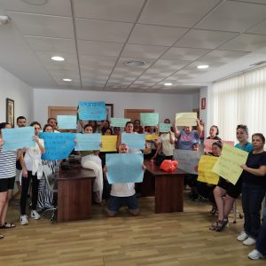 Imagen de algunos de los padres participantes en el citado encierro