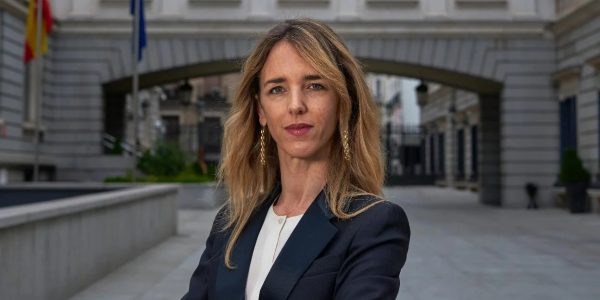 Álvarez de Toledo es una gran aficionada a la tauromaquia y firme defensora de la misma