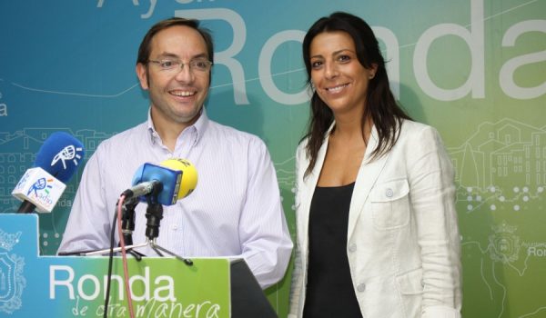 Dentro del Plan de Concertación de 2011 establecido entre el Ayuntamiento y la Diputación, se destinarán 261.000 euros al asfaltado de calles.