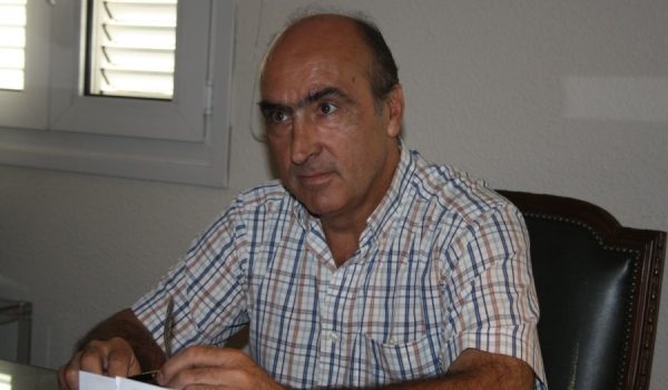 El psicólogo rondeño, Antonio García Patiño, lleva años estudiando la influencia que producen las redes sociales en los jóvenes.