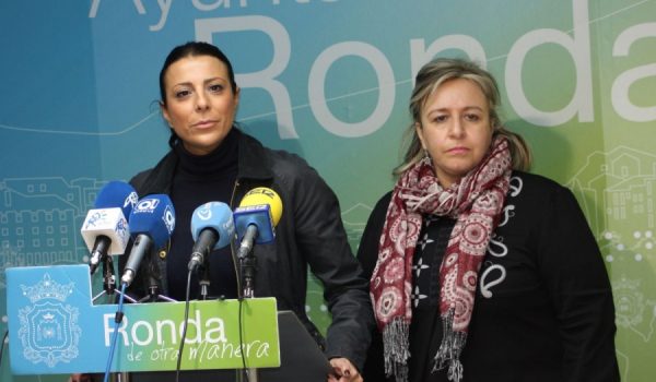 Fernández y Barriga han comparecido esta mañana ante los medios de comunicación.