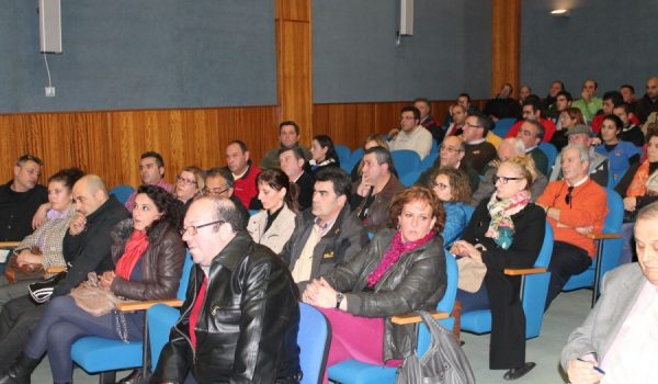 La reunión contó con la presencia de más de un centenar de empresarios.