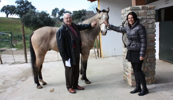 Las instalaciones de la Escuela de Equitaciónha contado con un presupuesto total de 28.344 euros, de los que el Gobierno ha aportado el 99%.