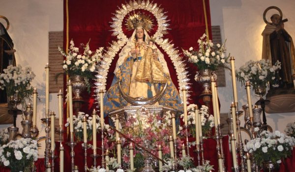 Niños de diferentes colegios han visitado a la Patrona de Ronda durante estos días.