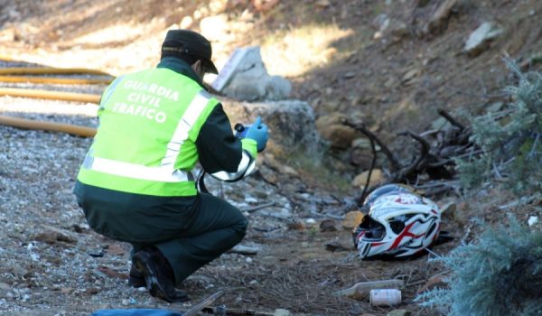 El siniestro se produjo alrededor de la una de la tarde en el término municipal de Igualeja.