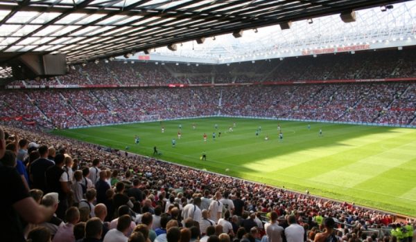 Old Trafford, mítico estadio en el que disputa sus partidos como local el Manchester United.