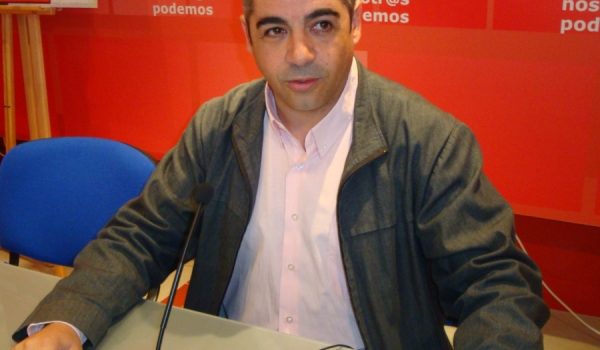 Francisco Calvente, durante su comparecencia de esta mañana ante los medios.