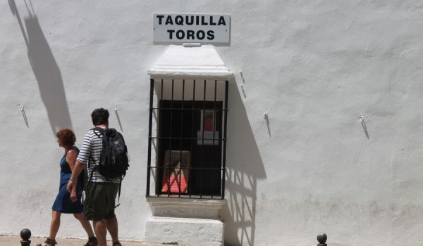 Desoladora imagen de las taquillas de la Plaza de Toros de Ronda.