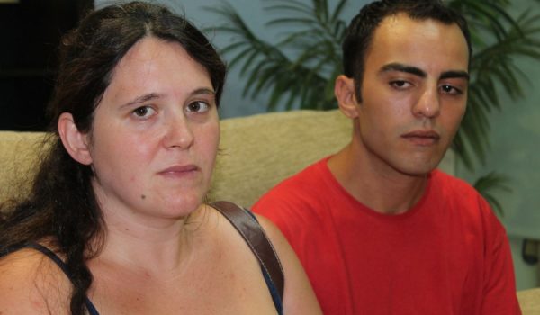 Ana Belén Avilés y José María Benítez, padres de los dos niños.