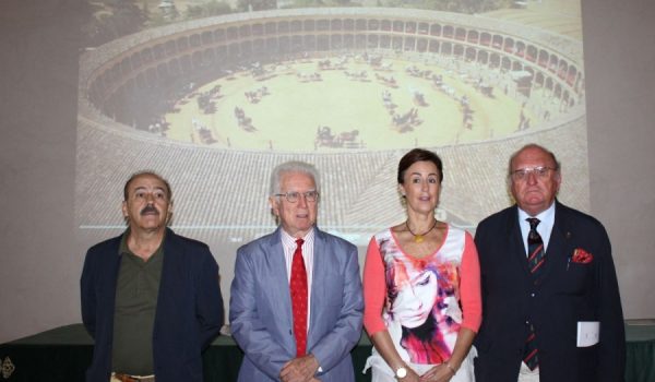 El acto se ha presentado en el Salón de Grados de la Real Maestranza de Caballería de Ronda.