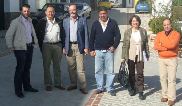 El Diputado Provincial Cristóbal Guerrero, con los alcaldes de Alpandeire, Faraján, Júzcar, Cartajima y Pujerra.
