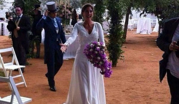 Lourdes y Francisco, tras la celebración del enlace civil.