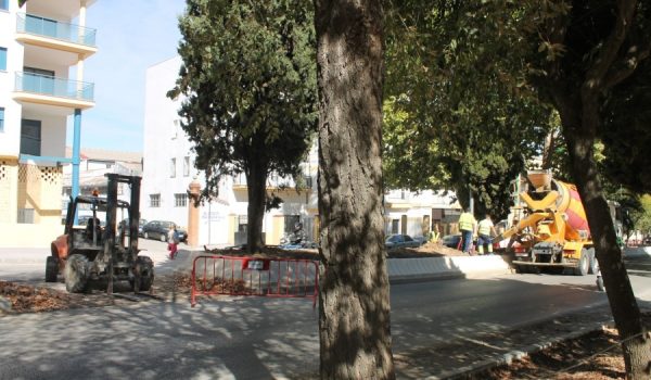 Imagen de los trabajos que se están desarrollando en una de las principales vías de entrada y salida a Ronda.