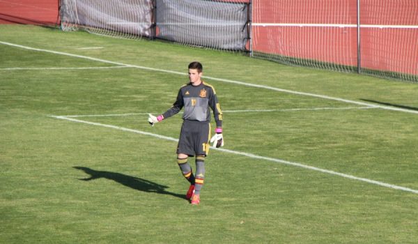 El guardameta rondeño, defendiendo la camiseta de la Selección Española.