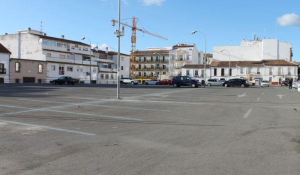 Imagen del antiguo Cuartel de la Concepción, donde se ubica la única zona azul con la que cuenta la ciudad.