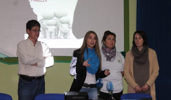Representantes de la asociación AOPA.