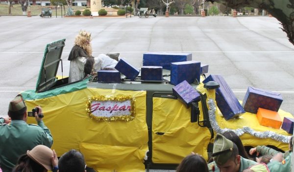 Los tanques de La Legión se han convertido en carrozas para la Cabalgata.
