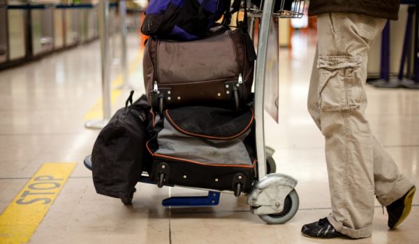 Cada vez son más los jóvenes que optan por marcharse a otro país en busca de un trabajo.