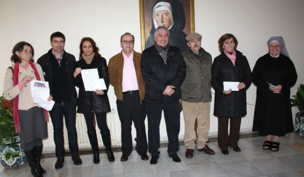 La entrega se realizó en la Residencia de las Hermanitas de los Pobres.