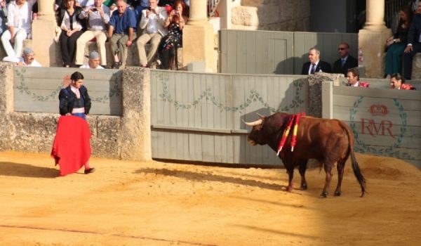 Morante, durante su faena en la Plaza de Toros de Ronda en septiembre de 2013.