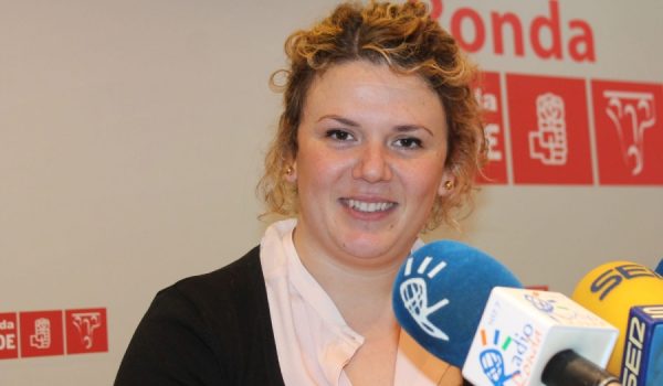 Teresa Valdenebro ha señalado que también quieren reconocer la labor de la primera corporación de la democracia en Ronda.