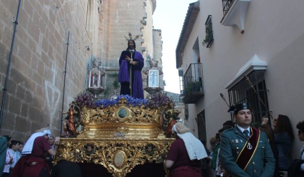 El Manué, instantes después de su salida desde la Colegiata de Santa María La Mayor.