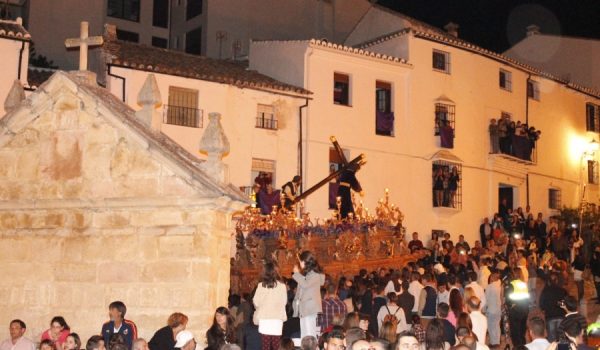 Nuestro Padre Jesús Nazareno, subiendo la cuesta de Santa Cecilia.