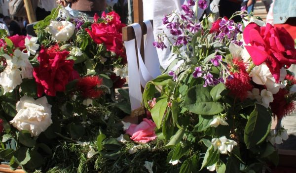 Todos los participantes recibieron un trofeo conmemorativo.